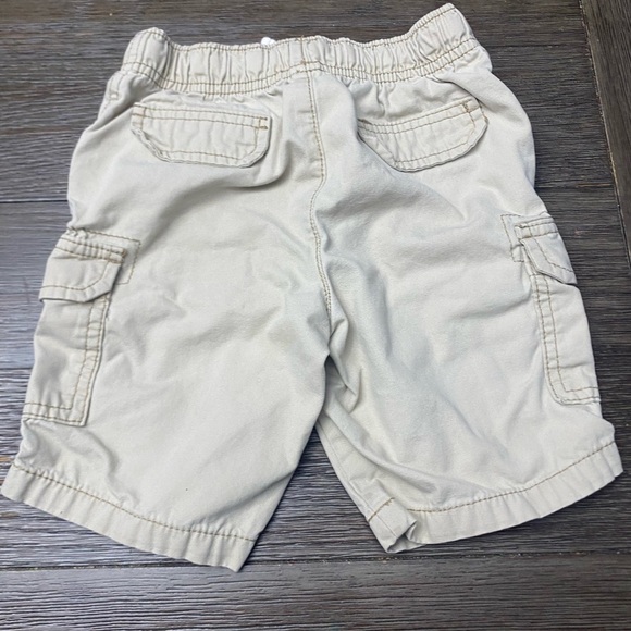 Log of 4 Boys Shorts and shirt size 4T
Brands are old navy, carters,  okie dokie - Picture 7 of 9